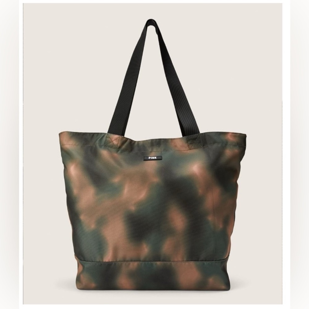 Victoria’s Secret Weekender Tote NWT - Picture 4 of 7